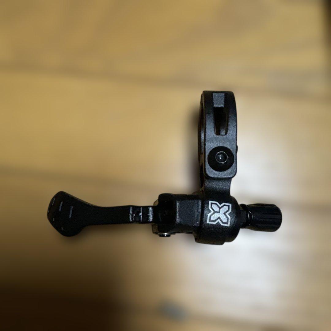 X Fusion Manic ドロッパーシートポスト 150mm 31.6mm