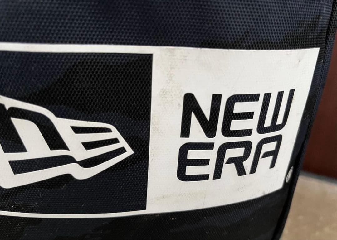 NEWERA キャディーバッグ　スタンド式　タイガーストライプカモネイビー
