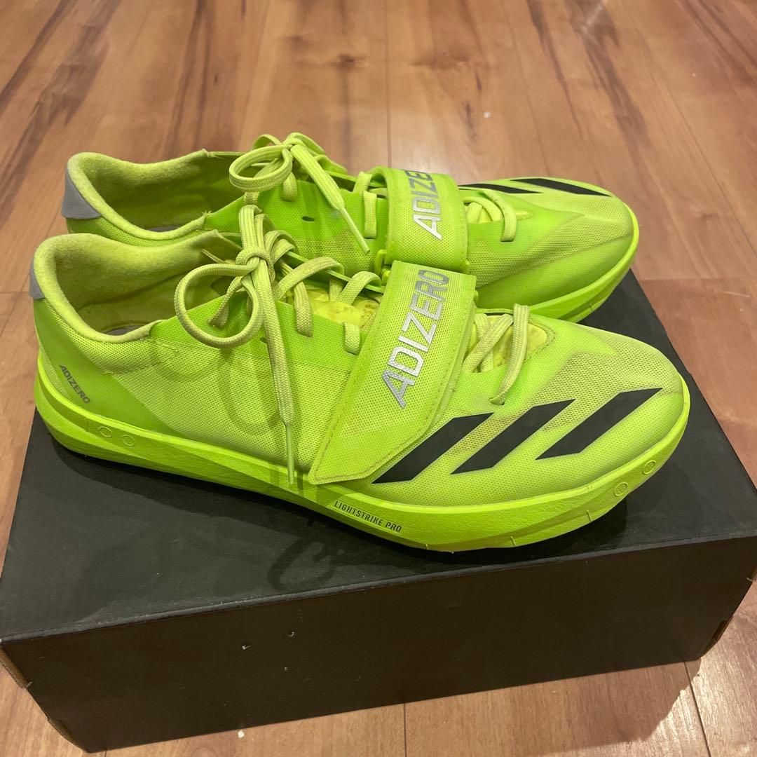 ADIZERO アディゼロトリプルジャンプ　２８センチ