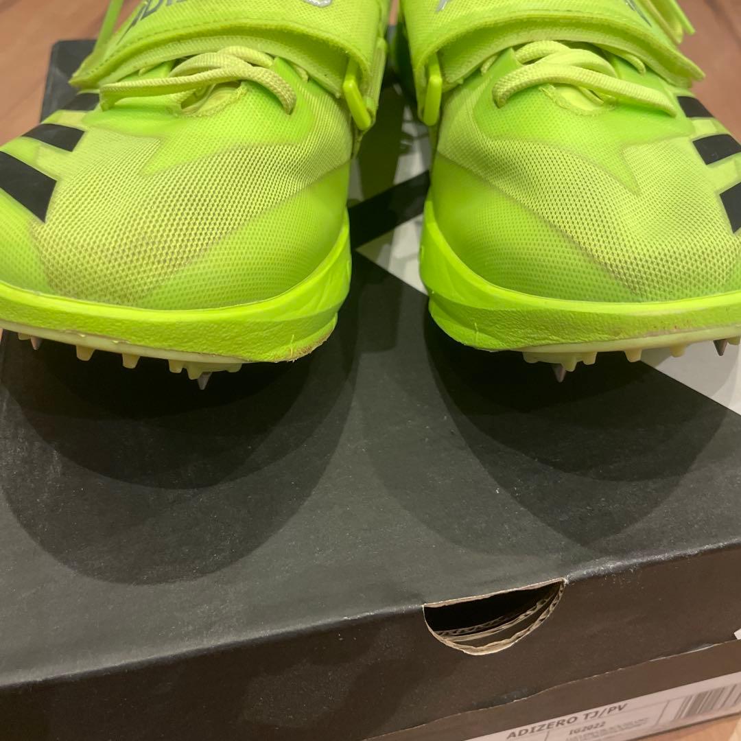 ADIZERO アディゼロトリプルジャンプ　２８センチ