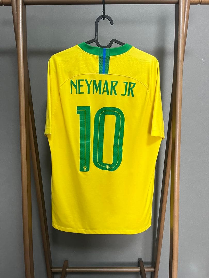 [国内正規品] 2018年ブラジル代表 ネイマール　Mサイズ