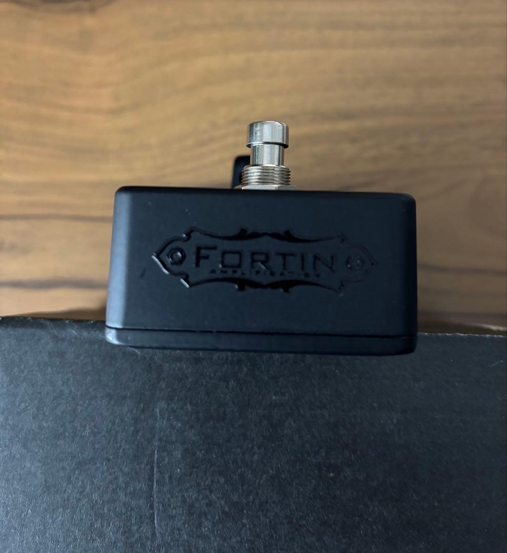 FORTIN 33 ギターブースター