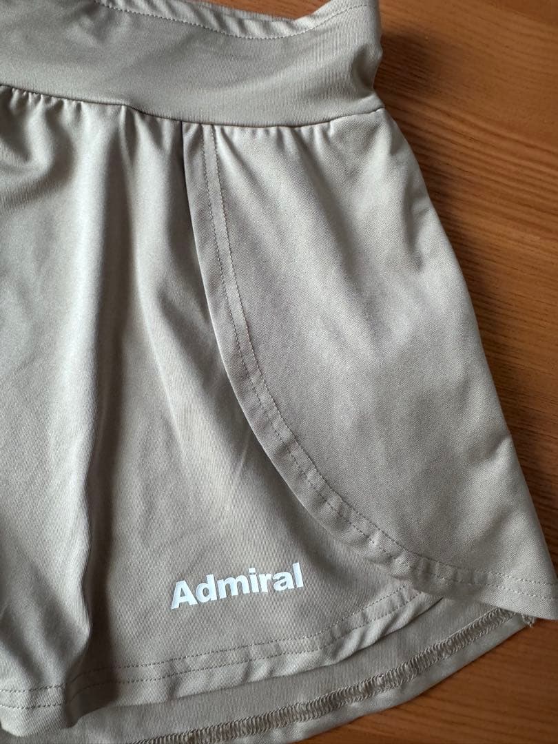 ⭐︎値下げしました⭐︎Admiral ベージュ ショートパンツ　L