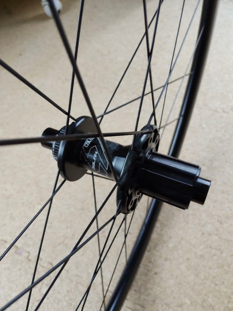 GIANT ホイール SLR1 DISC Carbon　700×17C
