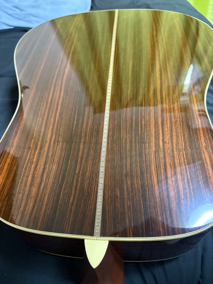 ギター Martin HD28V