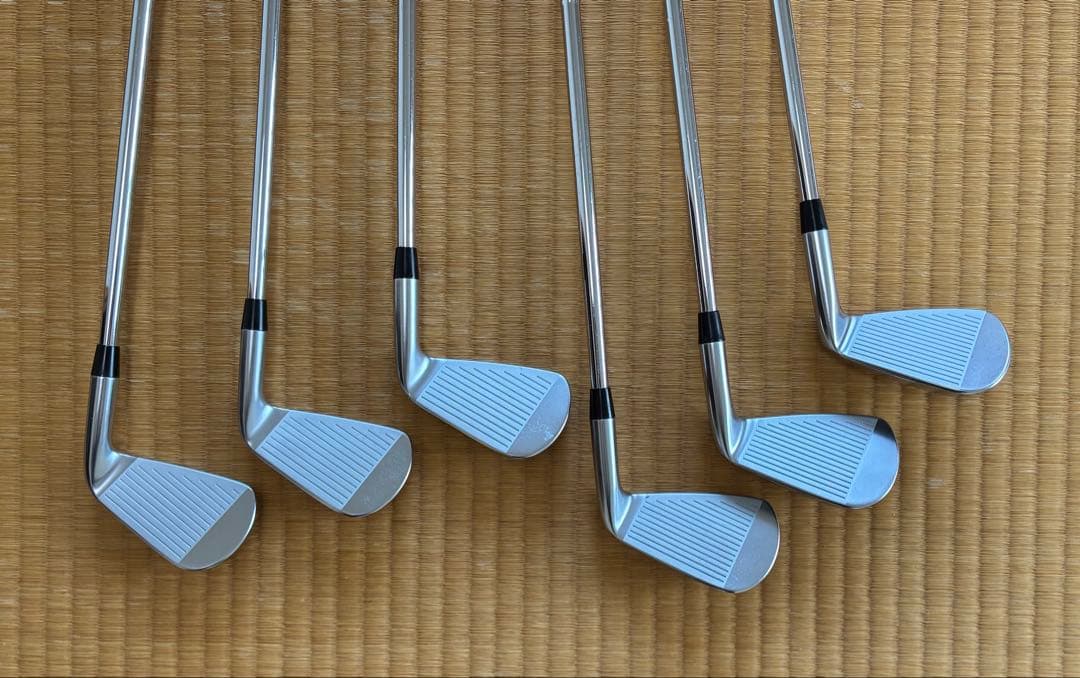 【希少・美品】スリクソン ZXi5アイアン、5-P、6本セット、レフティ