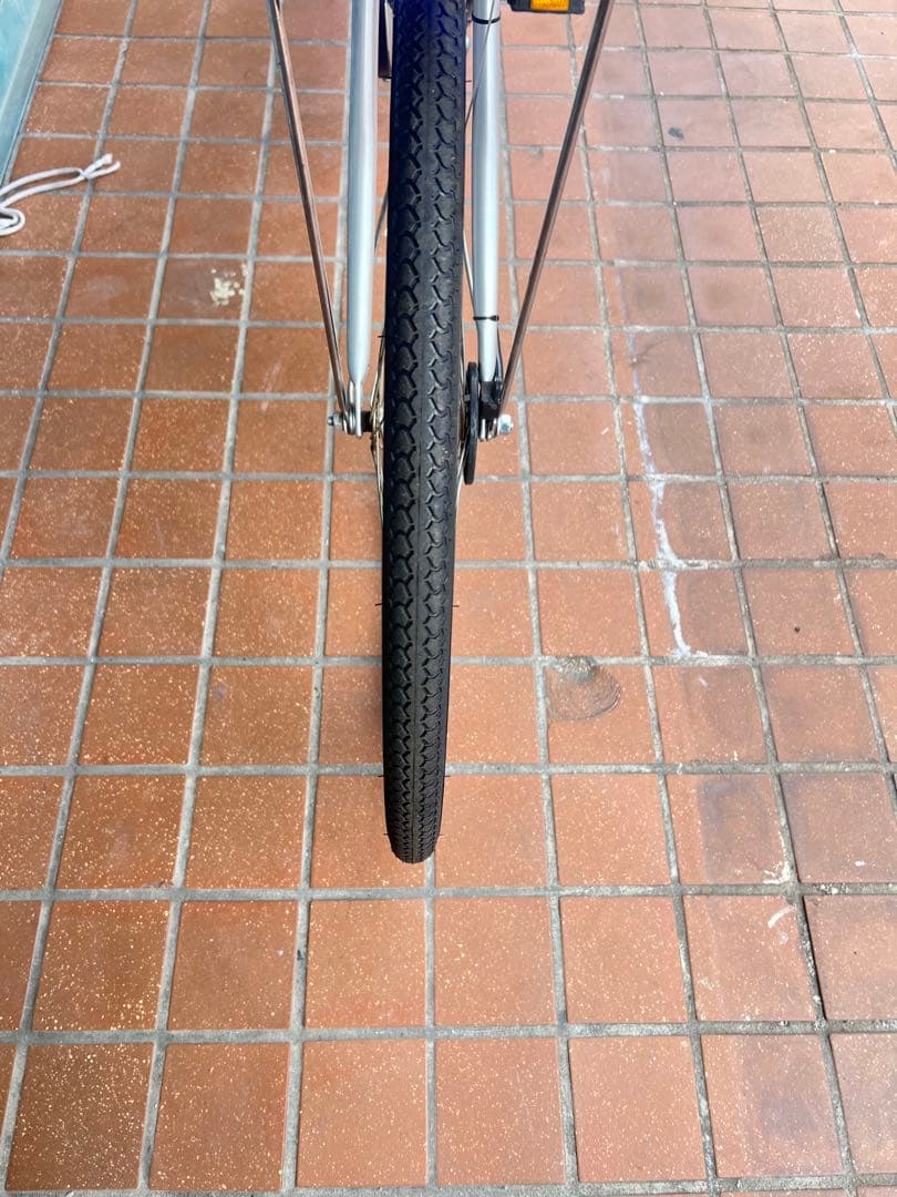 関西限定ヤマハ電動アシスト自転車タイヤ26インチ　バッテリー8.7Ah シルバー
