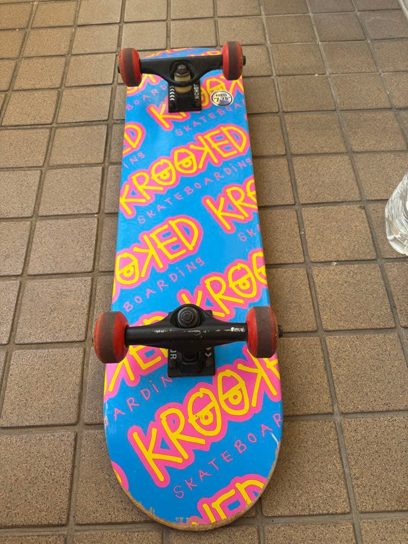 スケボー クルックト　KROOKED スケートボード
