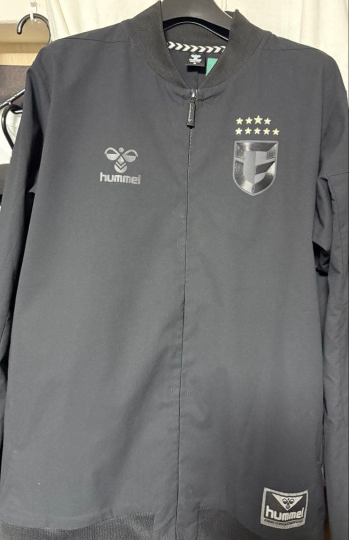 ガンバ大阪 hummel ジャージ