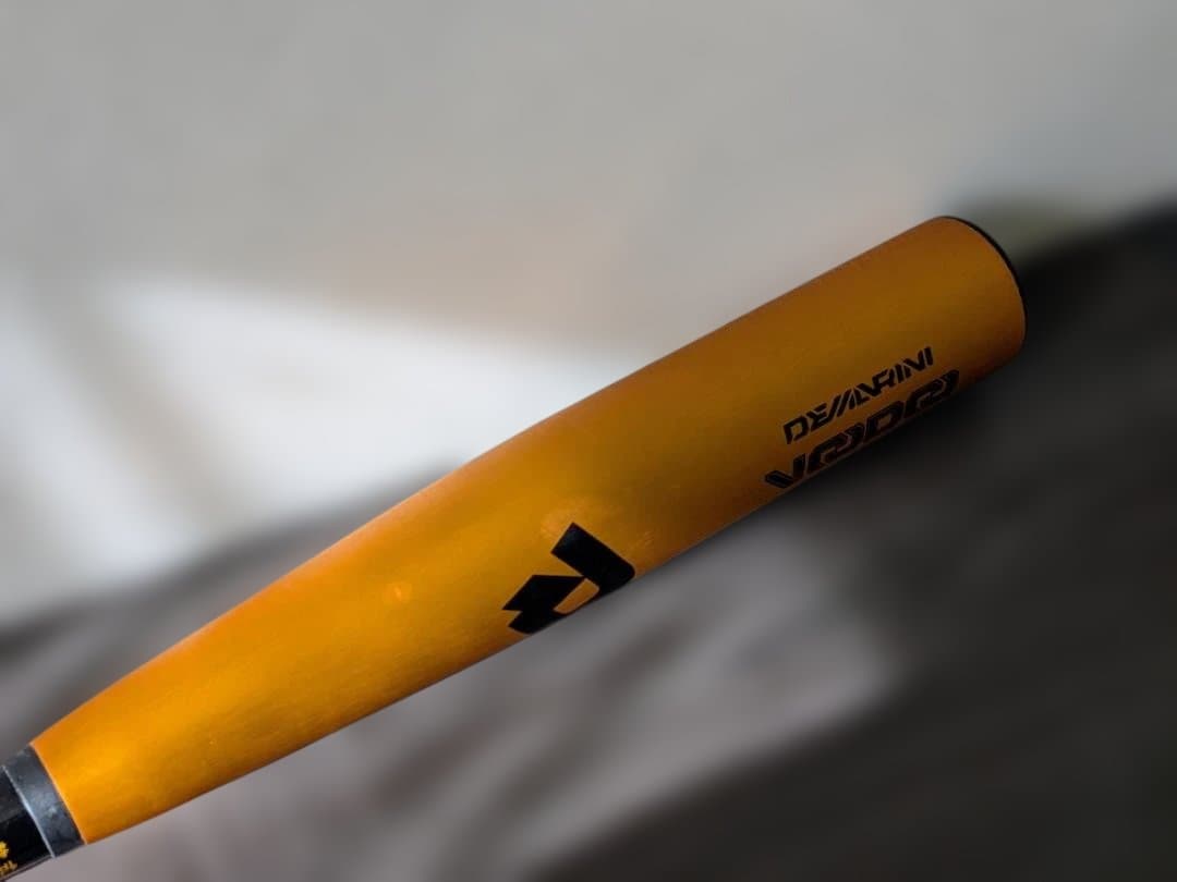 美品 DeMarini ディマリニ Voodoo 軟式バット 83.5cm