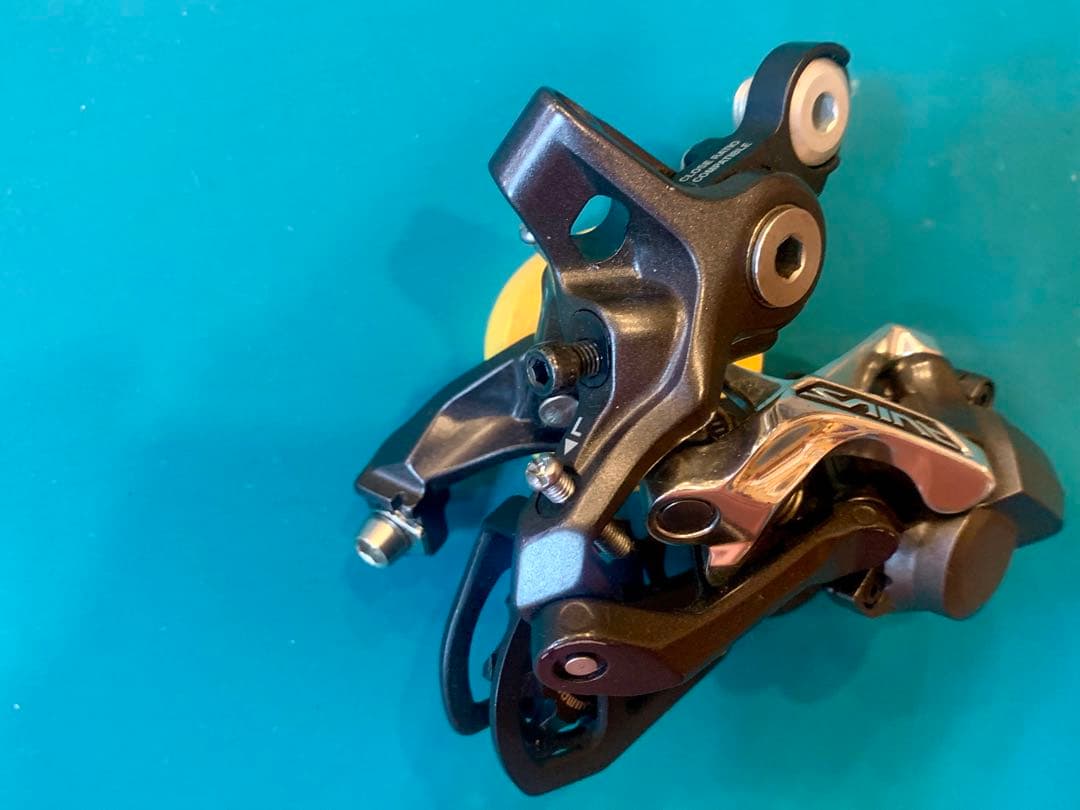 SHIMANO シマノ　SAINT セイント　RD-M820 リアディレーラー