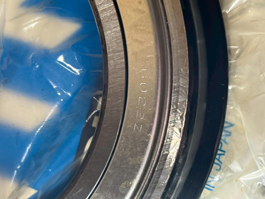 NTN　6022ZZNR　深溝玉軸受　ベアリング　4本セット(ｍ218)
