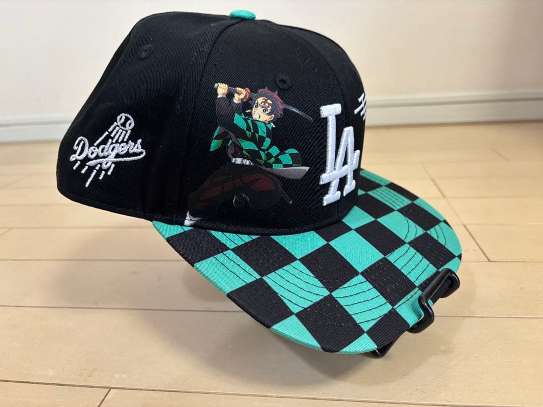 限定品　ドジャース × 鬼滅の刃 炭治郎　コラボキャップ