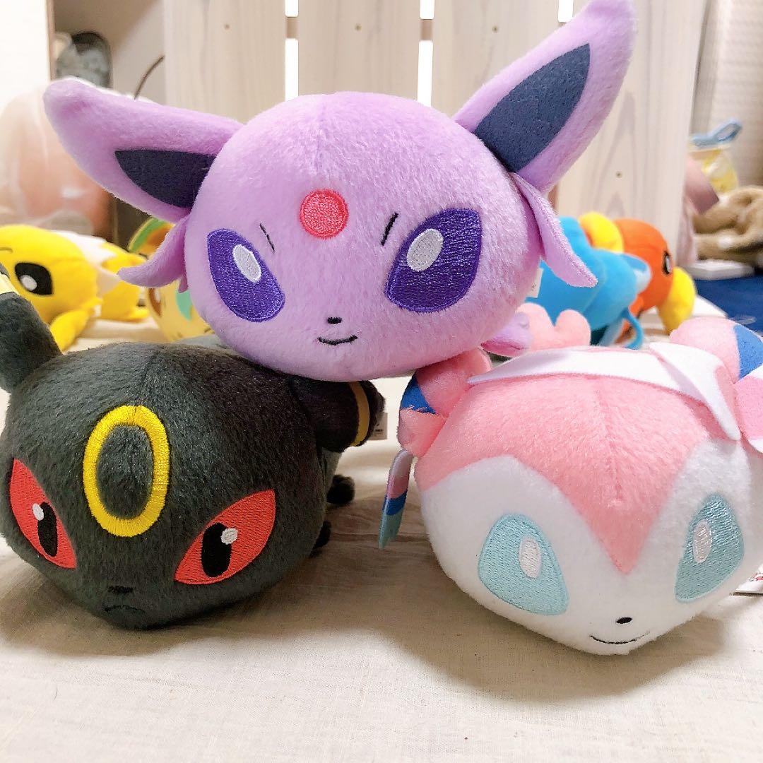 ポケモン　ブイズ　ころりん　フレンズ　ぬいぐるみ　寝そべり　ゲーセン