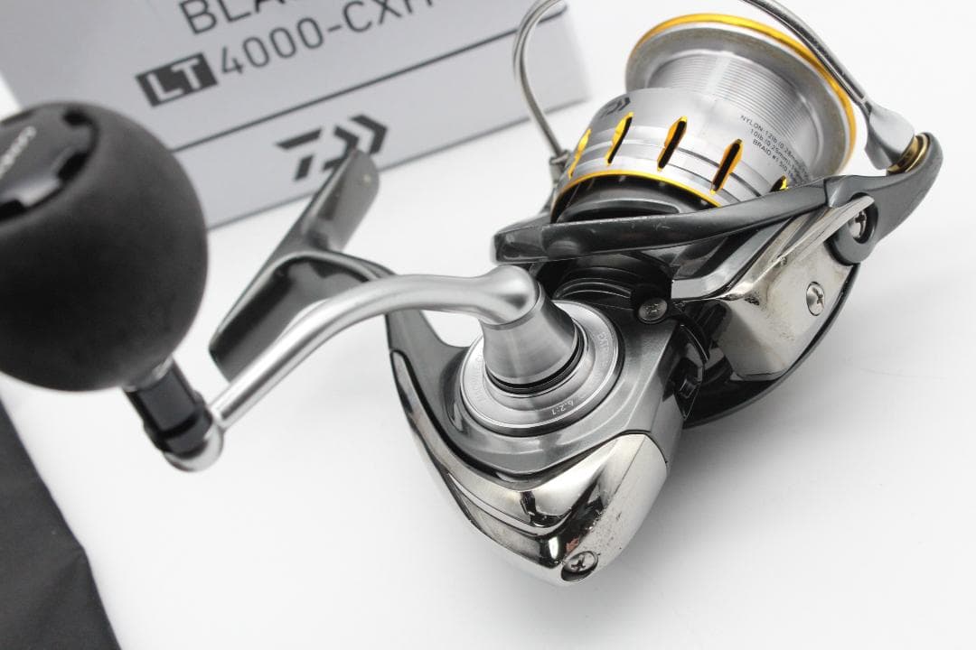 DAIWA ダイワ 18 ブラスト LT 4000-CXH スピニングリール