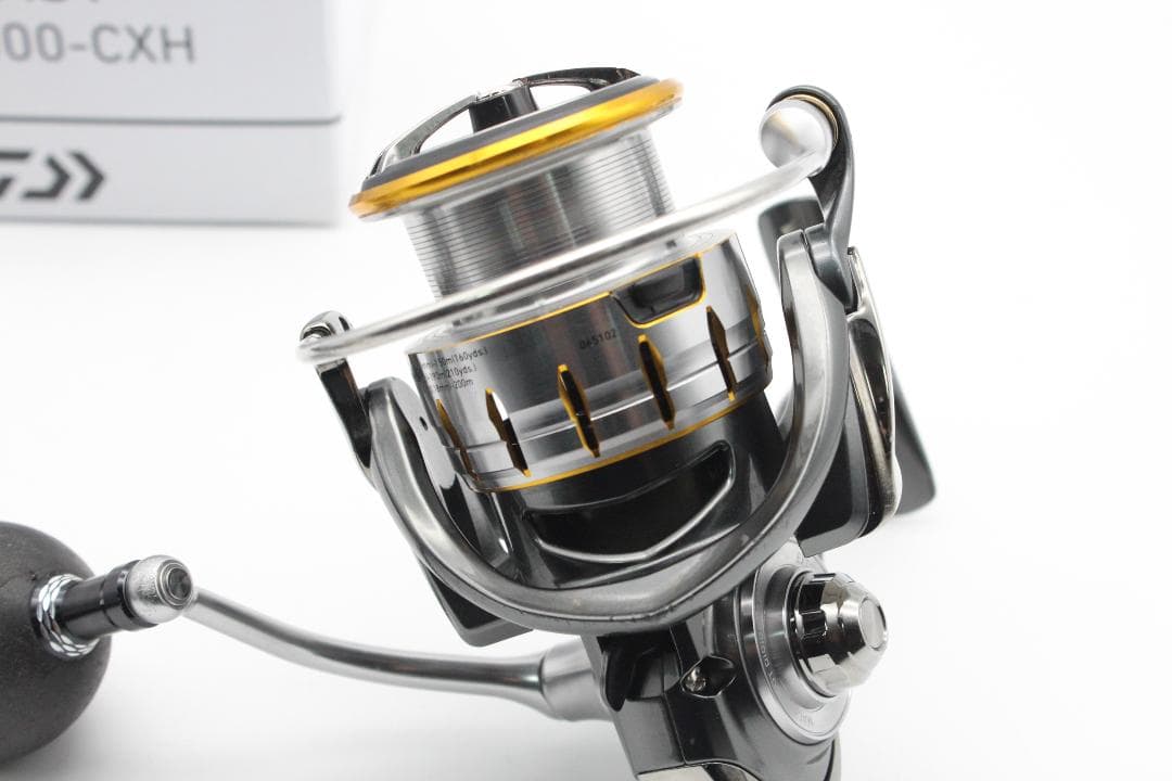 DAIWA ダイワ 18 ブラスト LT 4000-CXH スピニングリール