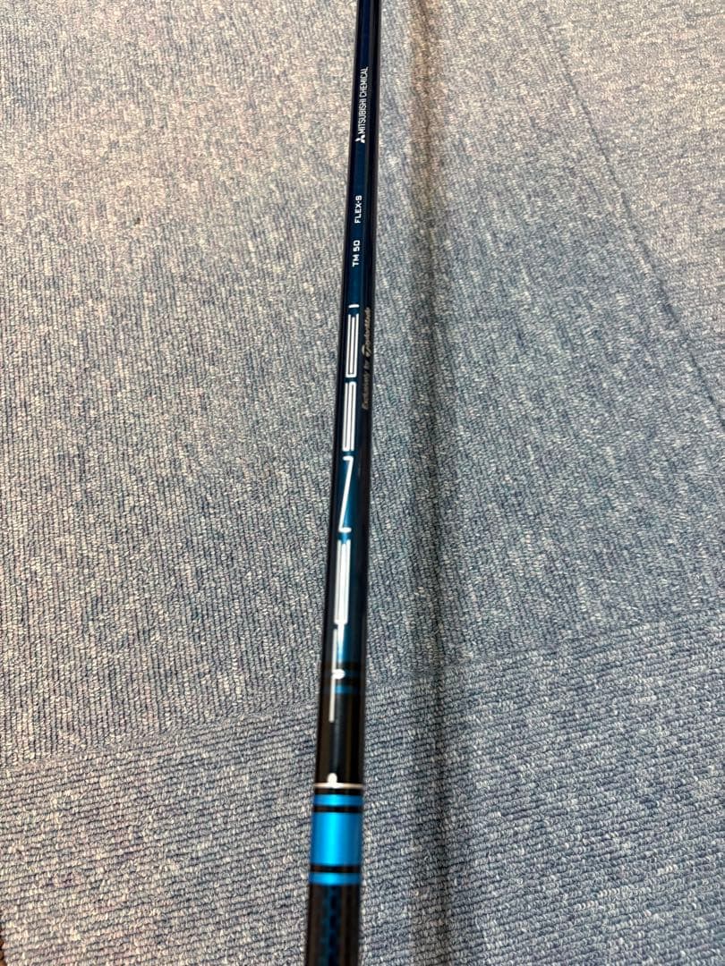 TaylorMade SIM2 MAX D ドライバー