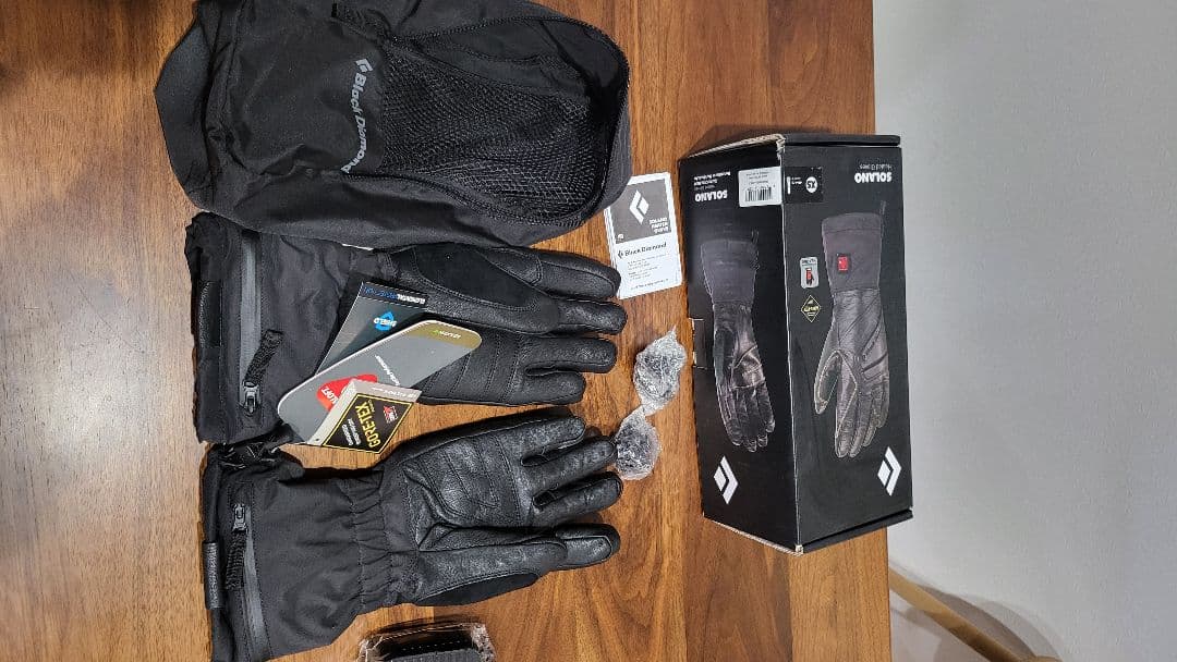 ブラックダイヤモンド SOLANO Heated Gloves メンズXS