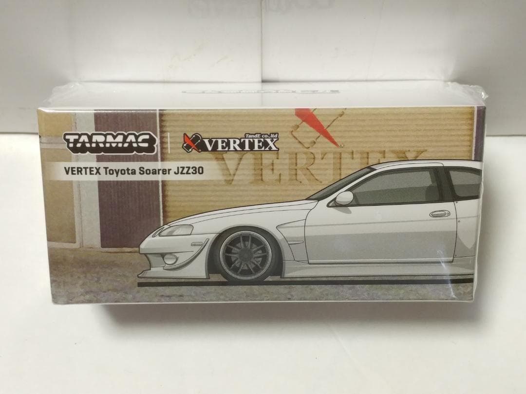 FH 1/64 ケーニグセグ レゲーラ オレンジ