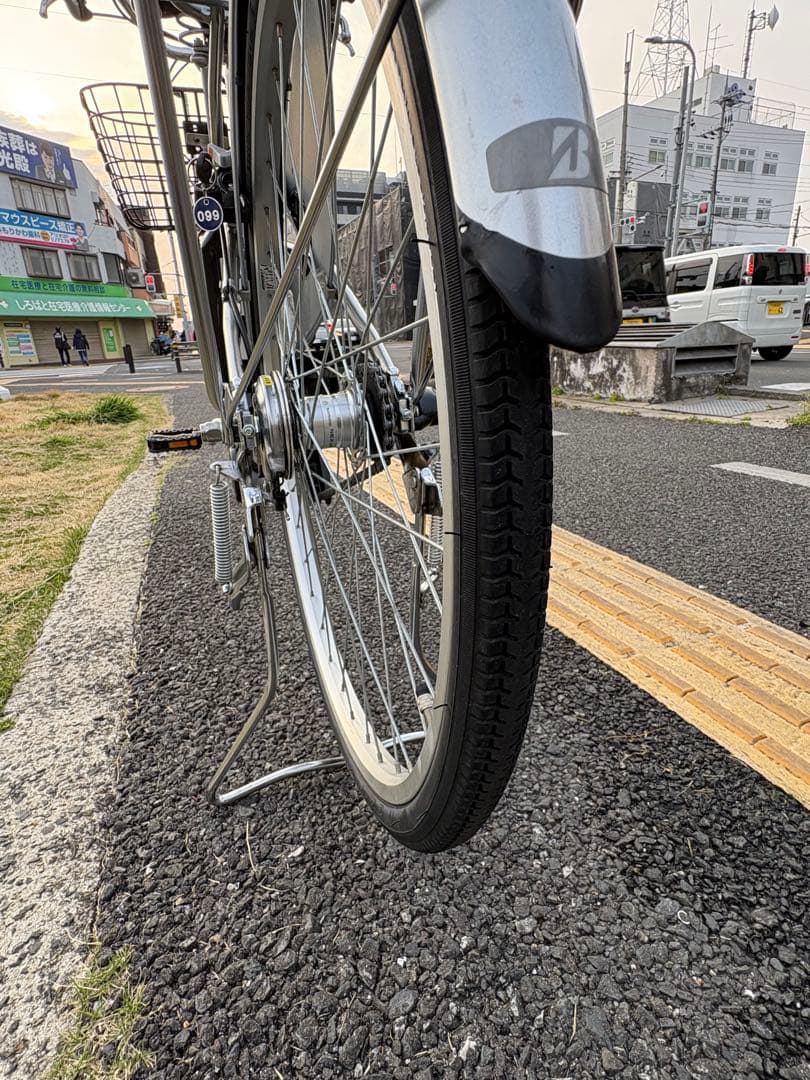 099中古ブリヂストン電動アシスト自転車　12.8Ah 大阪
