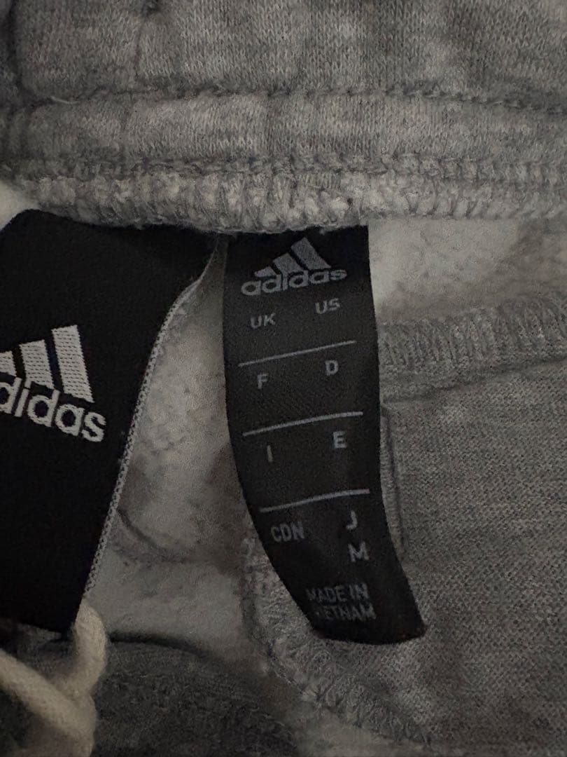 【美品】adidas レディース グレー ジャージ上下セット