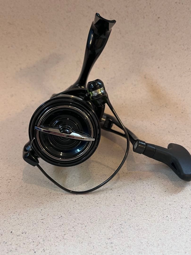 美品 シマノ19ヴァンキッシュC3000MHG Vanquish