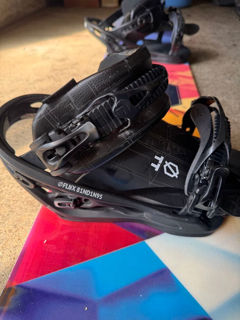 最終セール！Salomon Subject スノーボード バインディングとケース