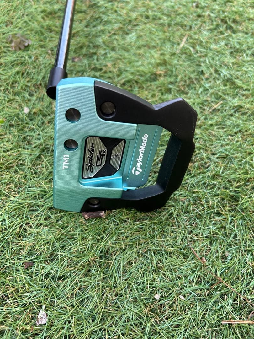 ブリヂストンgolfクラブセット一式、キャディバッグ付　他