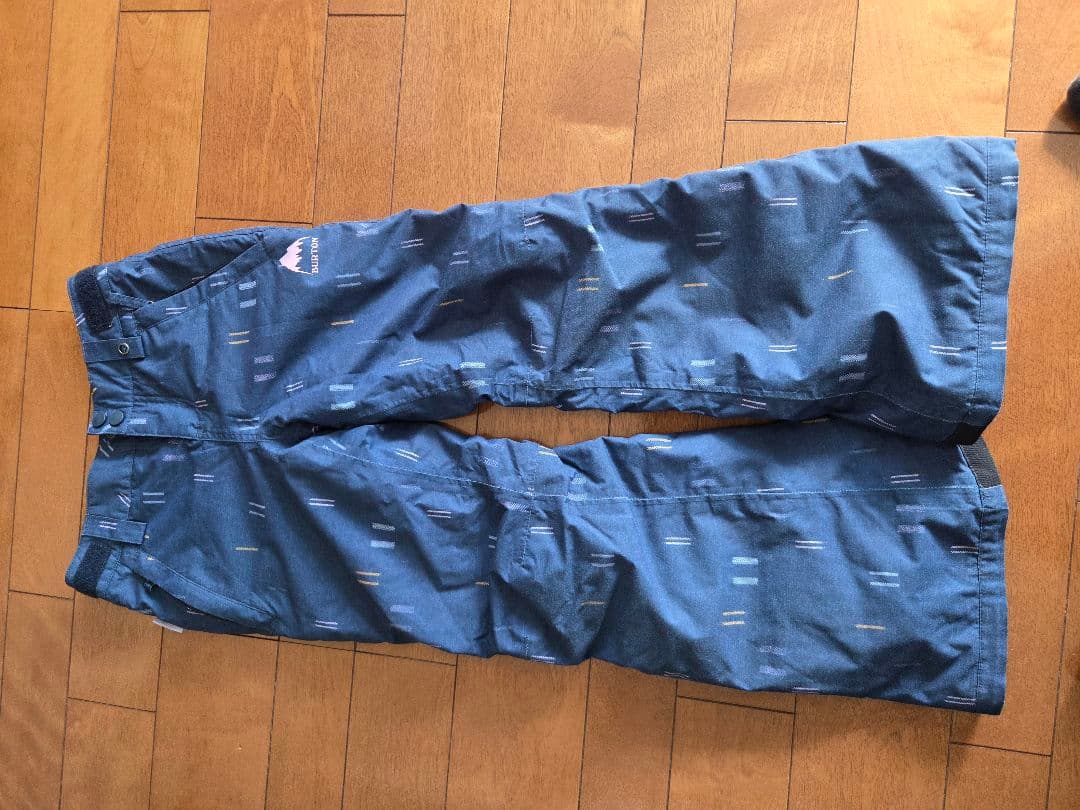Burton キッズ　ウェア　前後130cm位