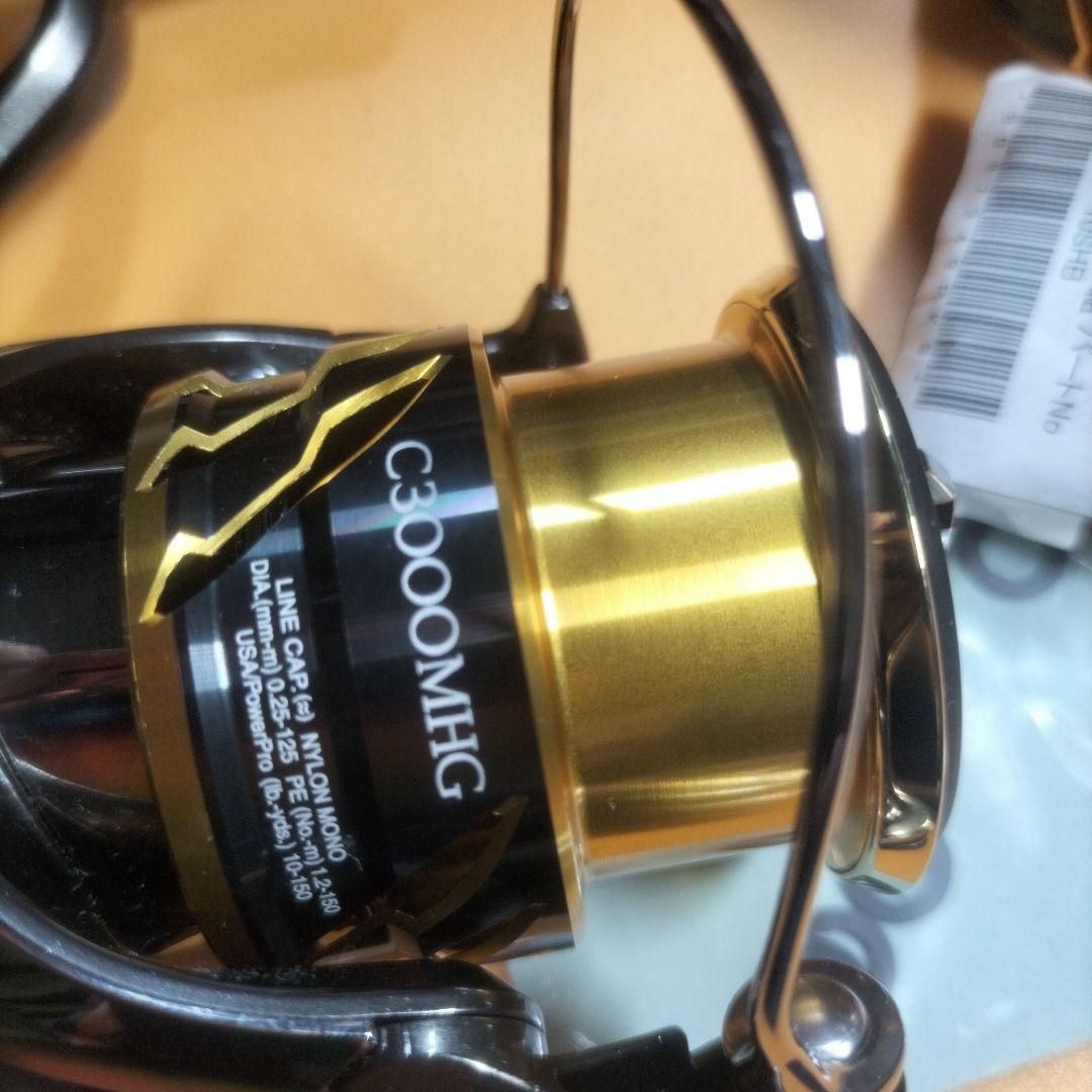 SHIMANO TWIN POWER C3000MHG スピニングリール