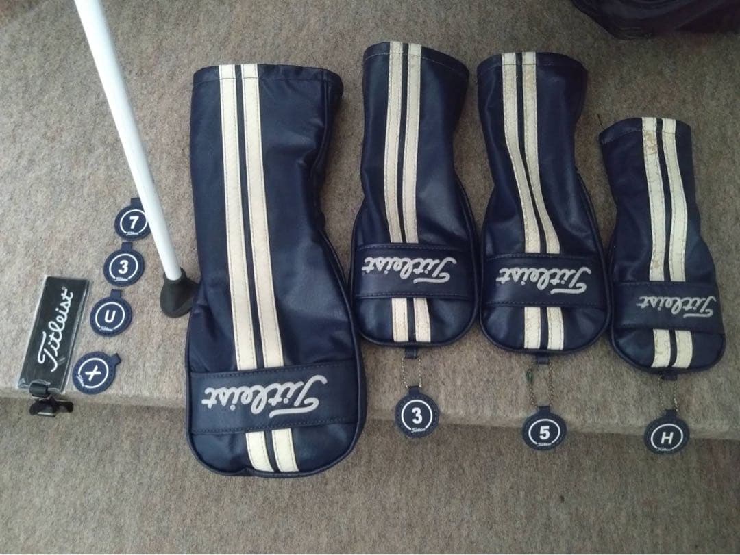 Titleist スタンドエナメルキャディーバッグ＋ヘッドカバー4点