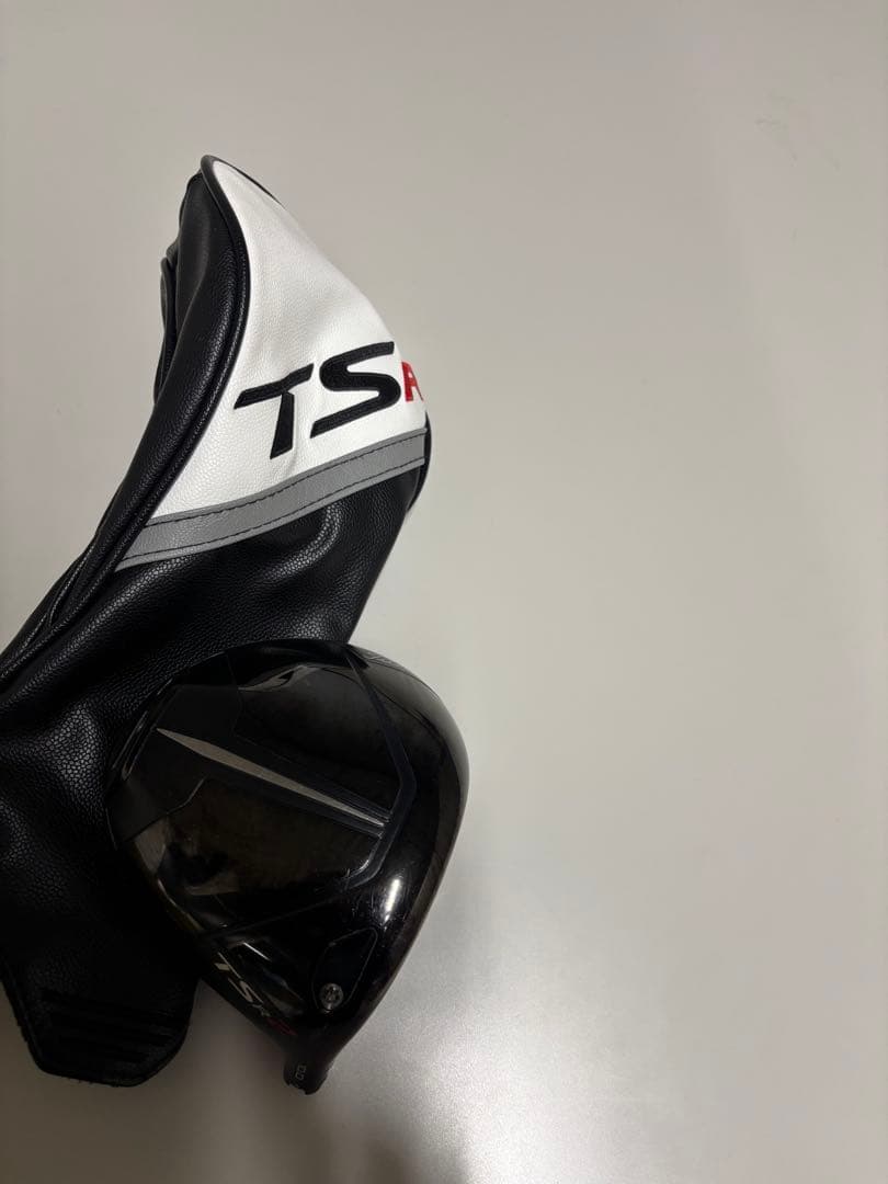 訳ありタイトリスト　TSR2ドライバー　ヘッドのみ　カバー付き