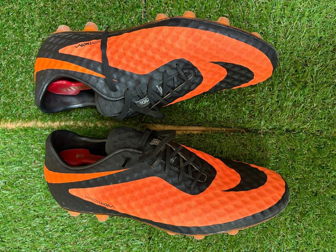 ハイパーヴェノムファントム HG Hypervenom Phantom