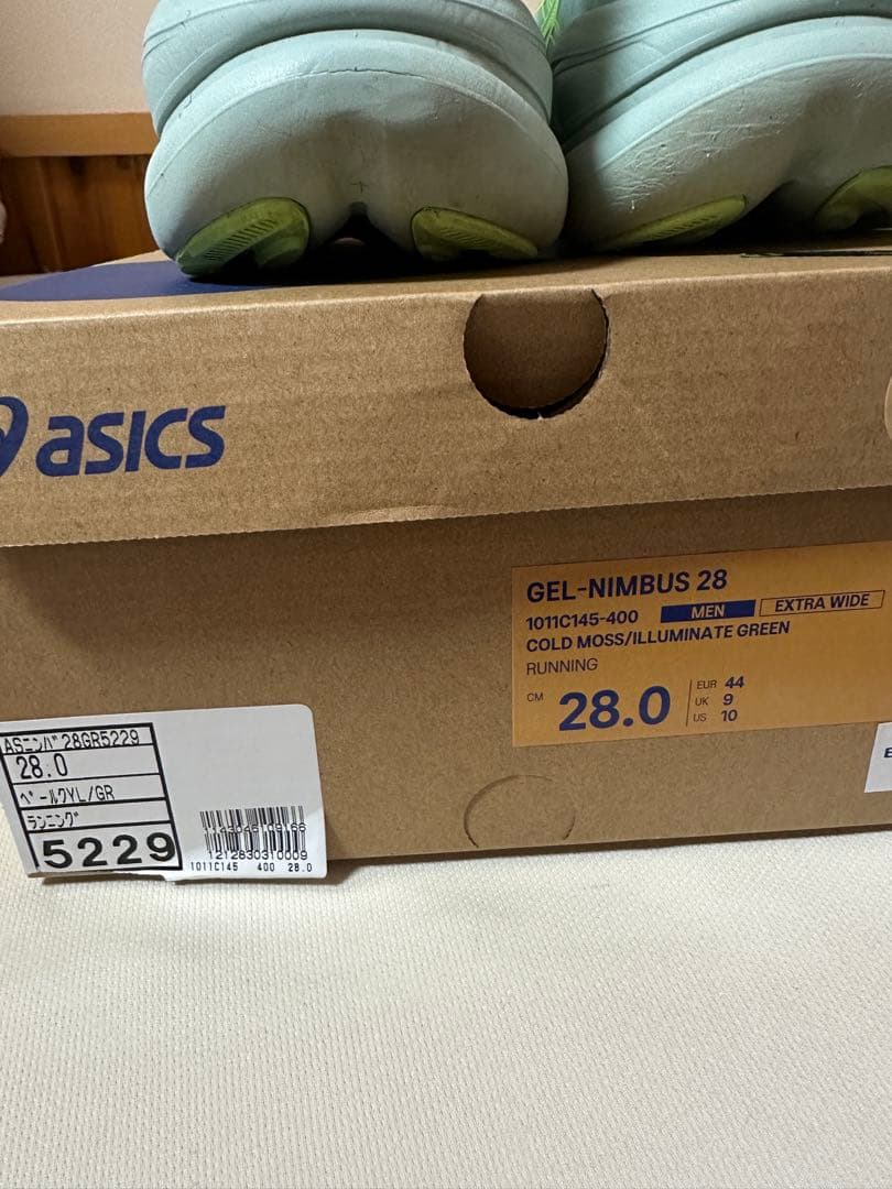 asics ゲルニンバス28 28センチ　ランニングシューズ