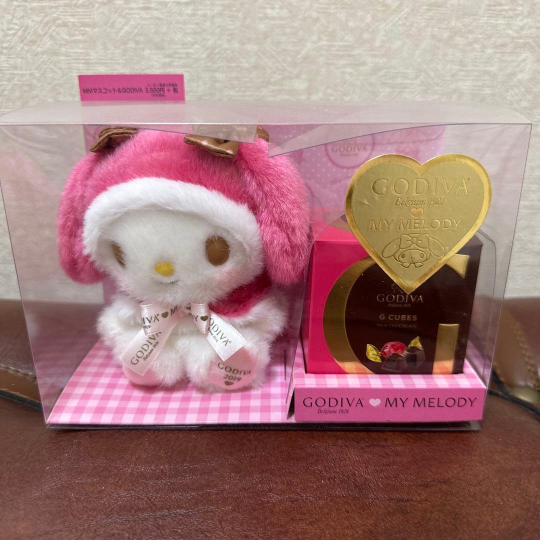 GODIVA ハローキティ＆マイメロディ ぬいぐるみセット