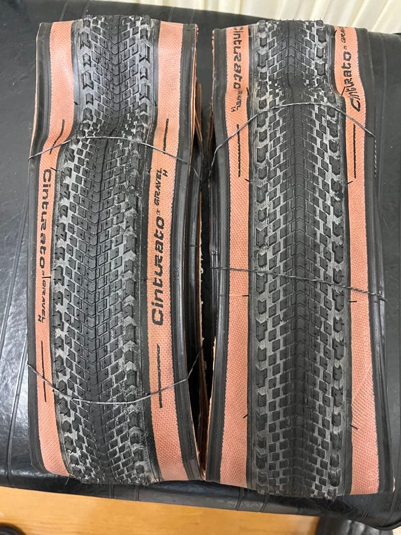 Pirelli Cinturato Gravel チューブラータイヤ40c2本