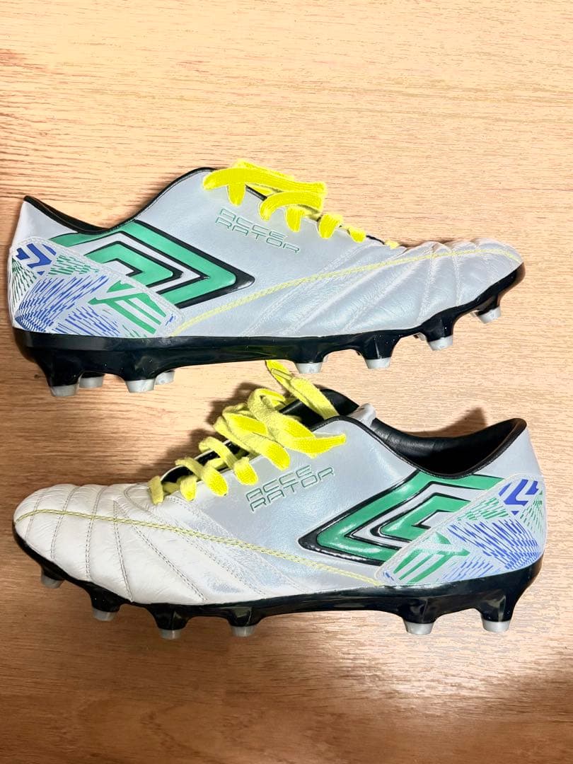 「アンブロ」サッカー スパイクシューズ アクセレイター f-lash v2