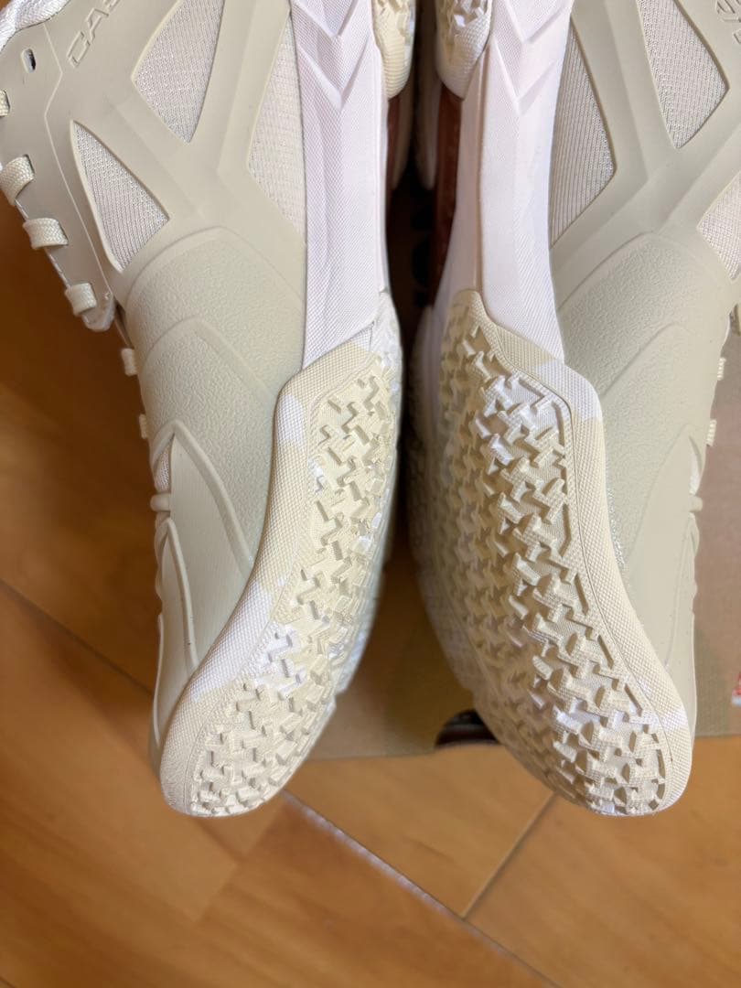 ［ほぼ新品］YONEX カスケードドライブ　24.5cm