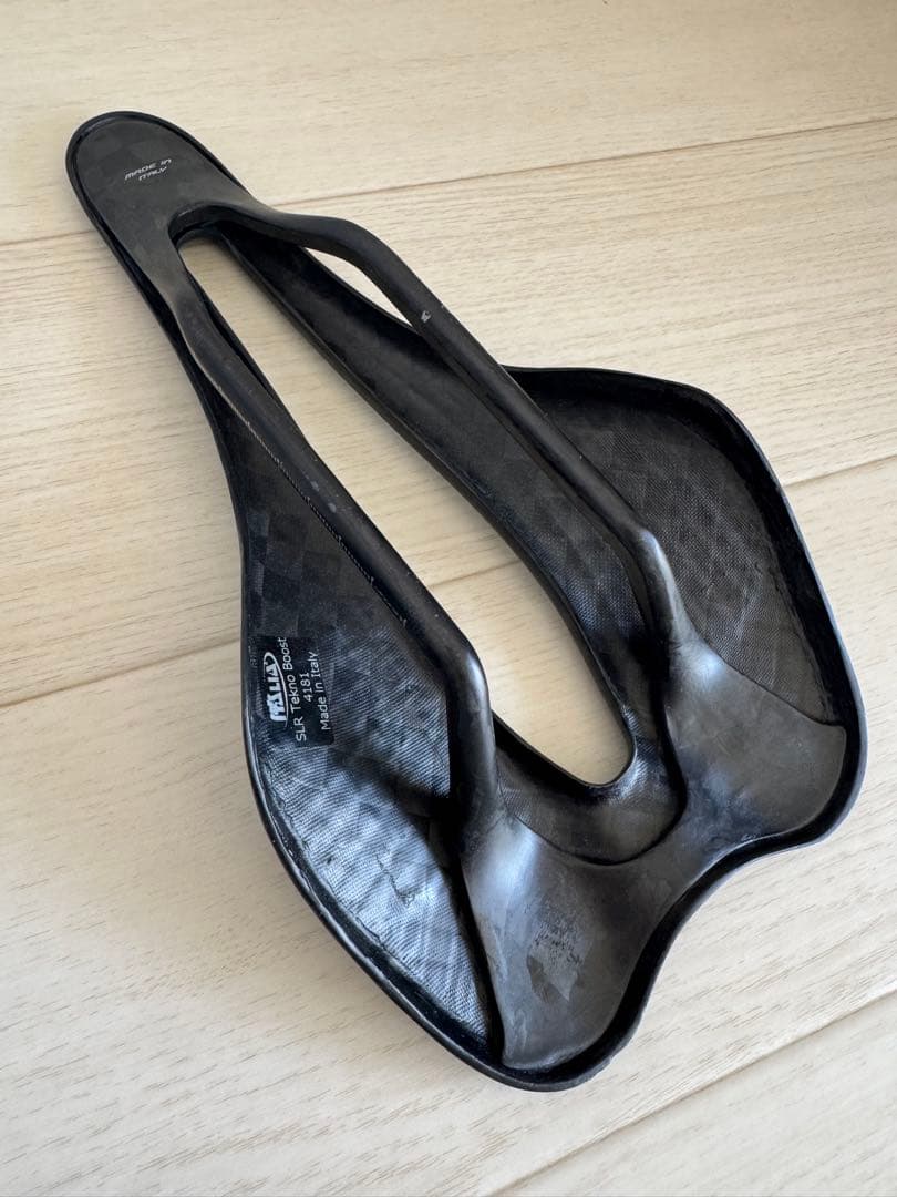 セライタリア　selle italia SLR サドル カーボン製 ブラック