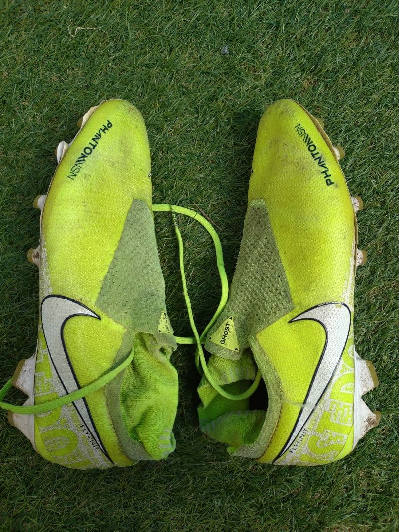 Nike Phantom Vision 蛍光イエロー　27.5