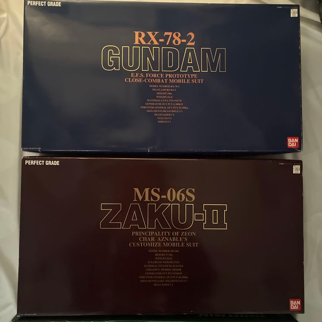 RX-78-2 GUNDAM&MS-06S&MS06F ZAKU-II セット