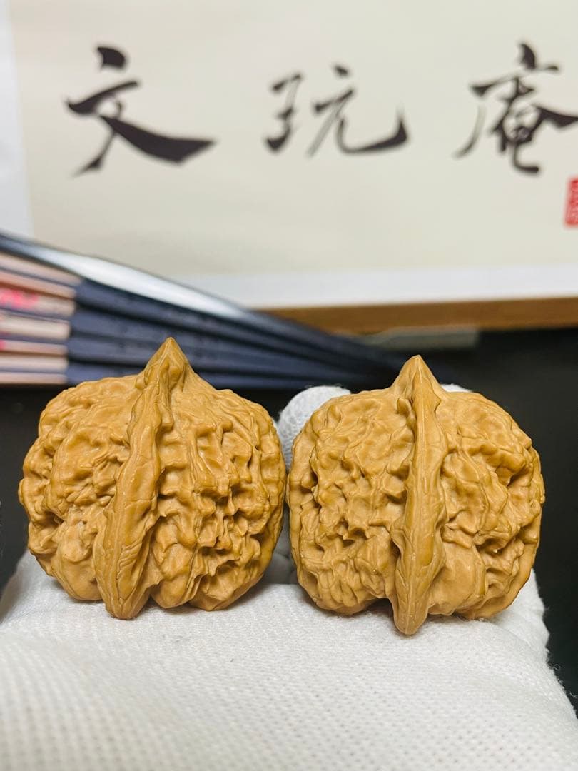 ❤️新入荷❤️No.694❤️文玩くるみ（文玩核桃） 高級希少種　秤砣