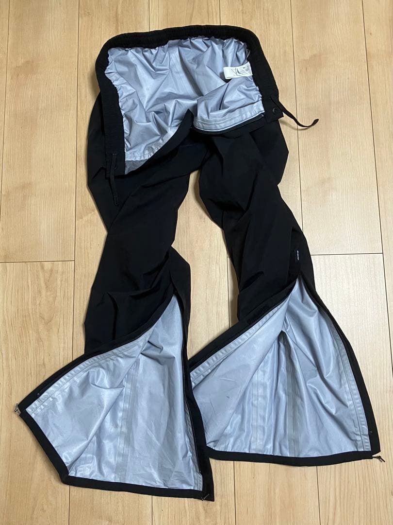 【中古】オンヨネ レインスーツ（ウィンター特別仕様モデル)/24-25/Mサイズ