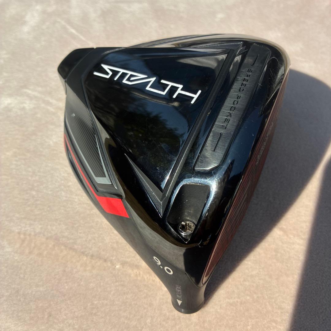 TaylorMade STEALTH ドライバーとヘッドカバー