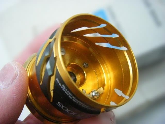 即決！◆新品！シマノ 20 ツインパワー C2000S 純正スプール◆1013F