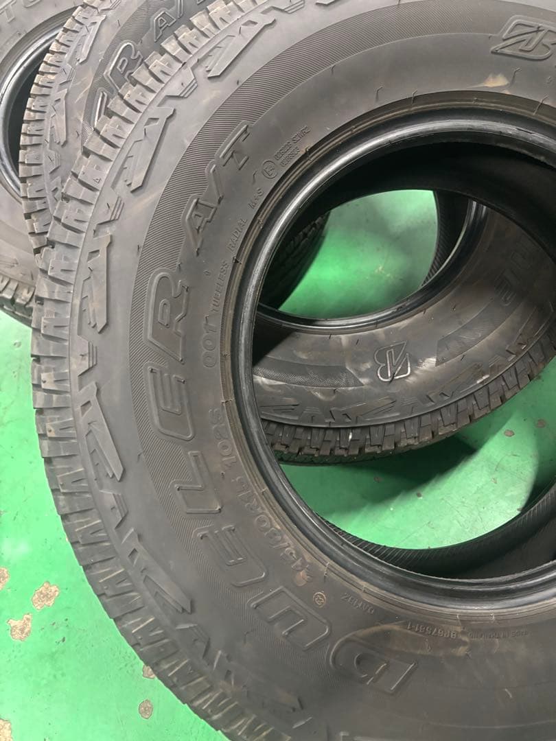 215-80-15 BS デューラーA/T SUV 4本