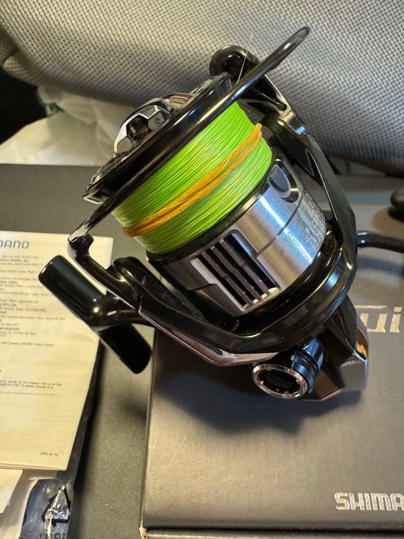 センターSHIMANO 23 Vanquish C3000MHG