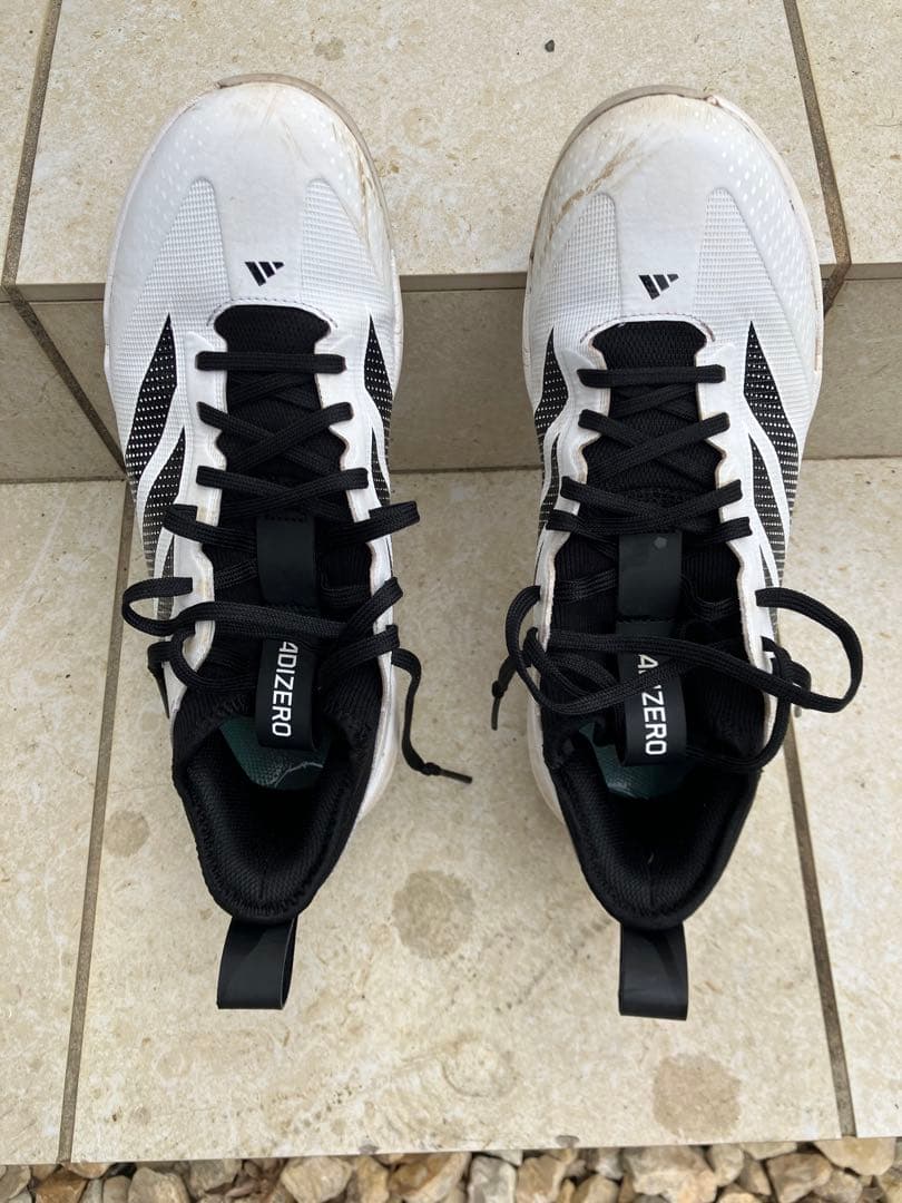 adidas adizero スパイク ホワイト/ブラック