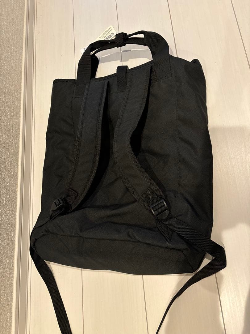 ATHLETA ブラック バックパック　新品・未使用リュック