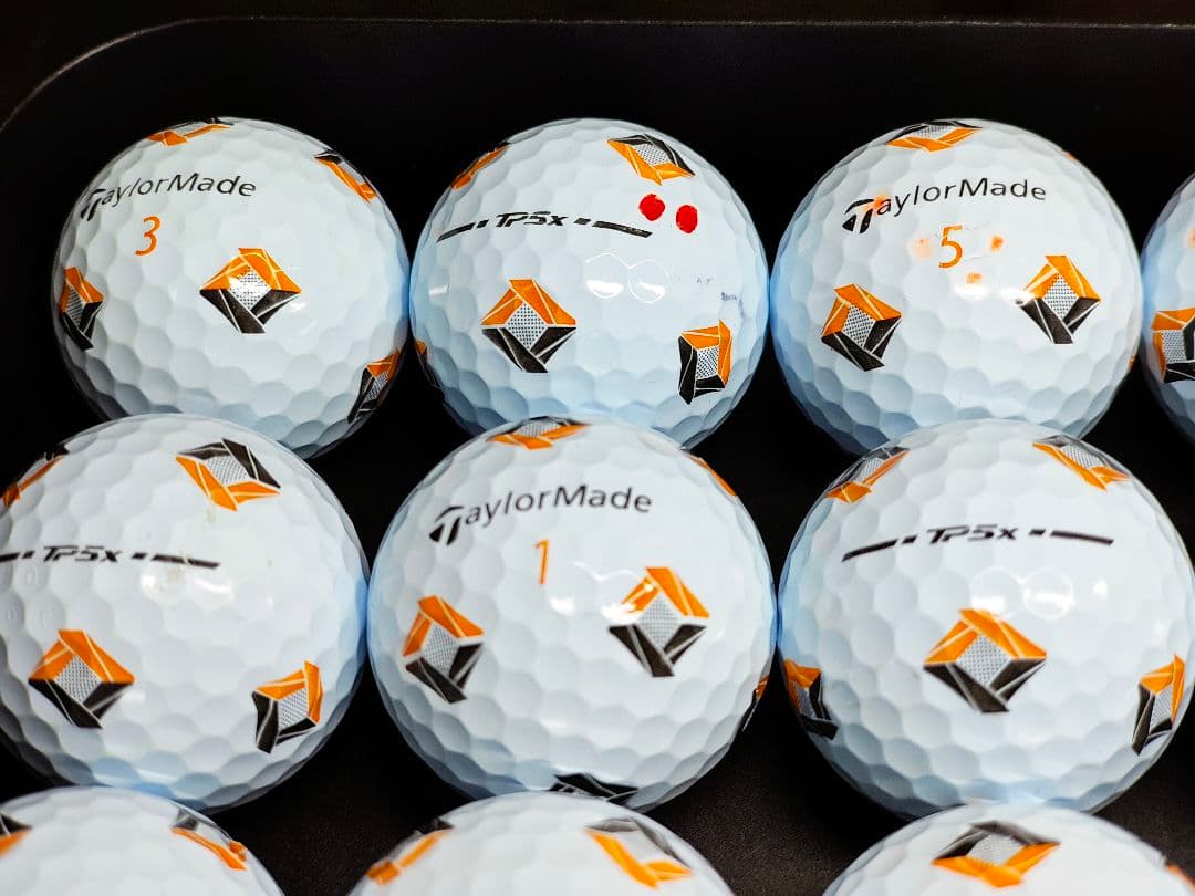 ✨美品✨TaylorMade TP5x('24) Pix ゴルフボール 2ダース